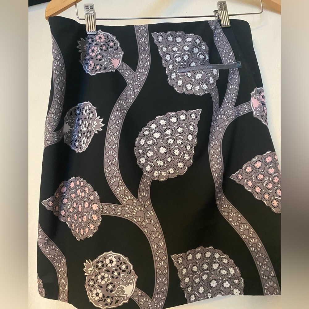 Golftini Elegant Black and Pink Patterned golf  Skort